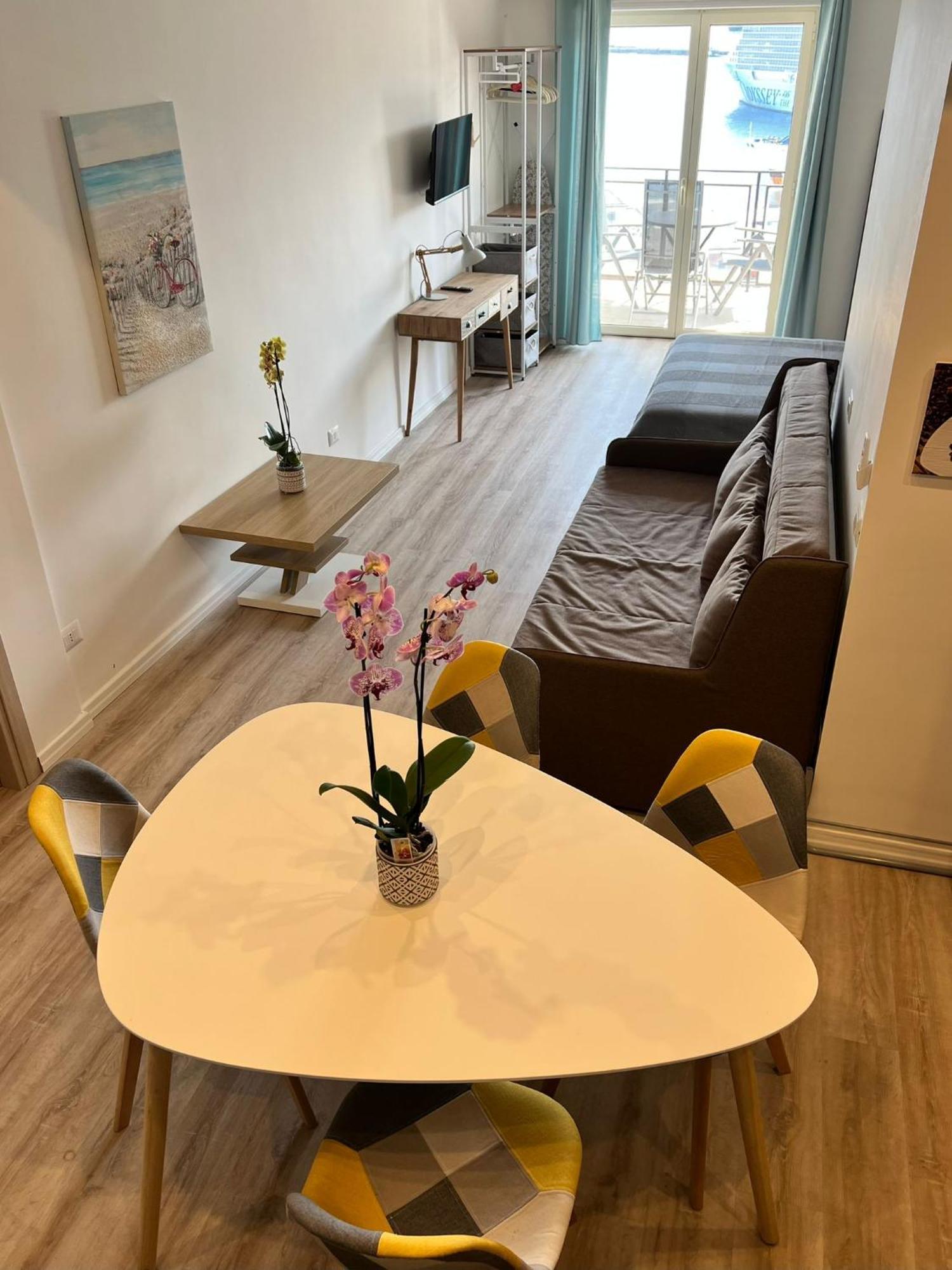 Appartement A Due Passi Dal Centro Di Naples