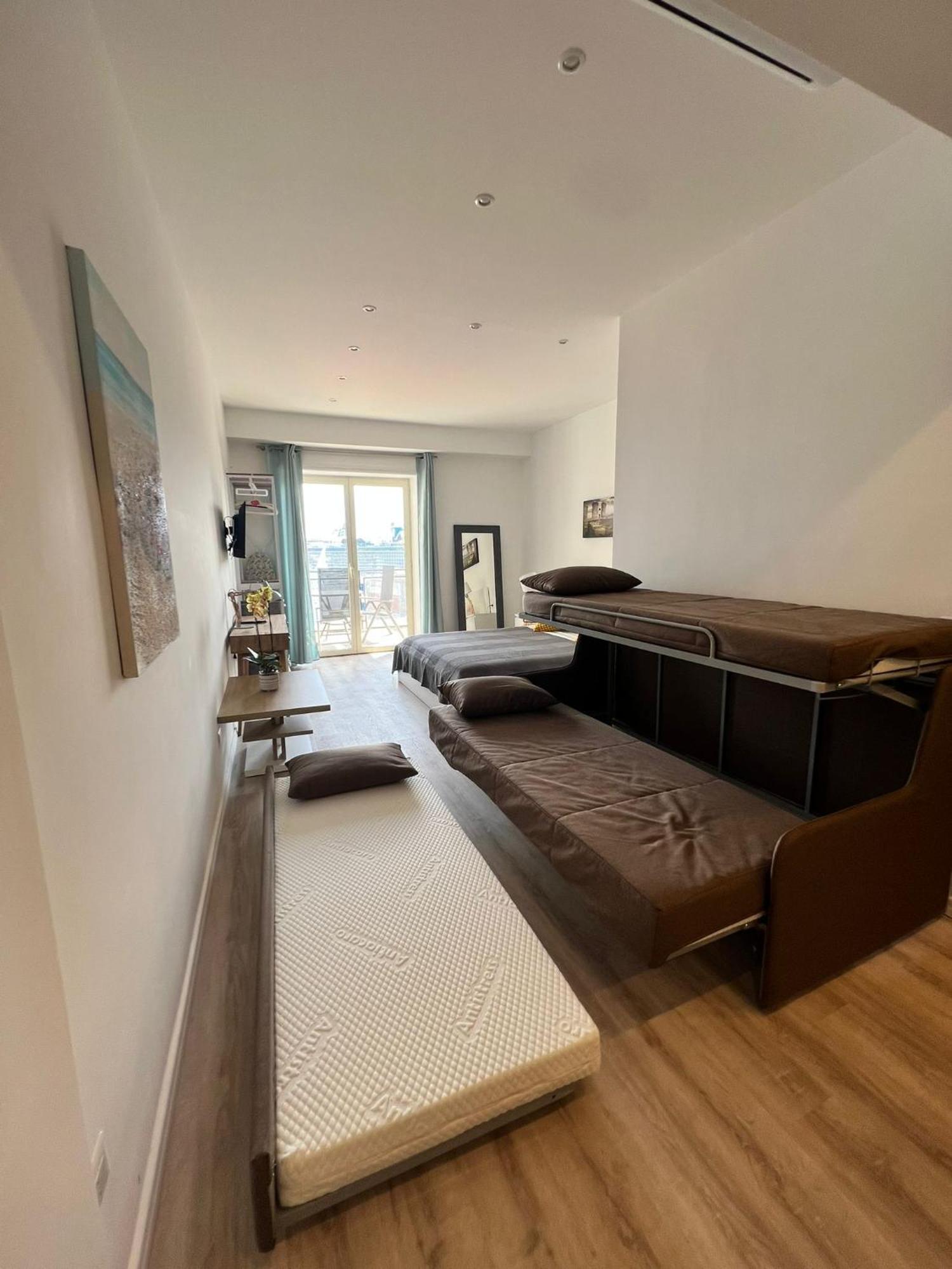 Appartement A Due Passi Dal Centro Di Naples